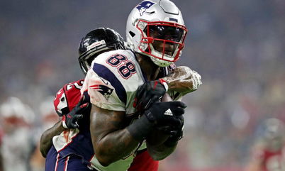 Martellus Bennett’s Super Bowl 51 ring sells at auction