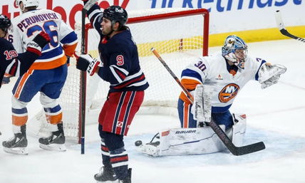 Islanders Fight, But Jets Overpower and Beat New York 4-3