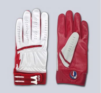 A Unique Innovation to The Golf Glove!