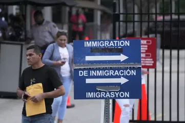 Restaurants nationwide closed Monday to protest Trump’s immigration policies