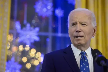 Biden reveals new climate targets, seeking to curb emissions more than 60% by 2035