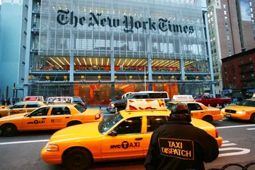 Taxi driver crashes into crowd in New York City on Christmas Day