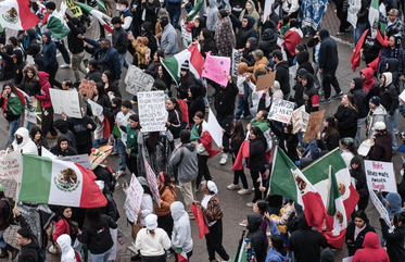 Angry Mob Waving Mexican Flags Blocks Dallas Roadways