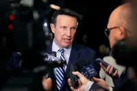 Chris Murphy emerges as Democrats’ anti-Trump messenger