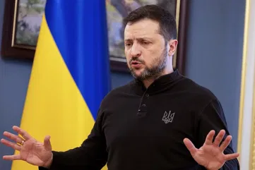 Zelensky spars with Trump after he blames Ukraine for war