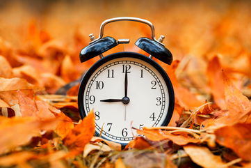 Use These Tips To Cope With The Time Change And Adjust To Earlier Evenings Now That Daylight Saving Time Is Over