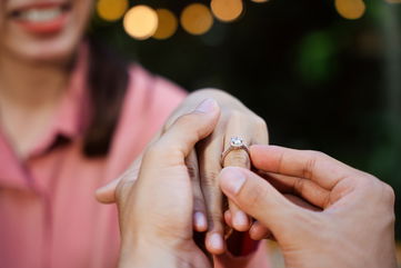 He Proposed To His Girlfriend, But She Turned Him Down So He’s Hurt Her Future Might Not Include Him