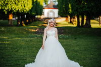 Her Mom Showed Up To Her Wedding In A Super Low Cut Dress To Purposely Steal All The Attention