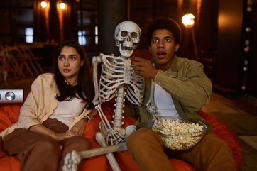 6 Halloween Movies You Can Watch Tonight If You Want To Have A Cozy Night At Home