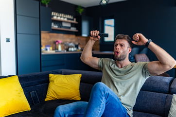 After One Date With A Guy, He Ordered A TV To Hang In Her House And Sat Around Watching Sports All Weekend