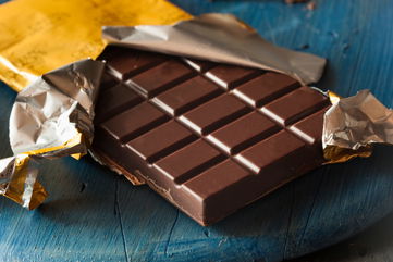 Eating Dark Chocolate Helps Lower Your Risk Of Developing Type 2 Diabetes