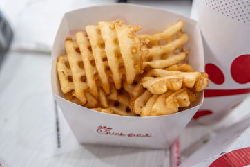 How To Make The OG Chick-fil-A Waffle Potato Fries At Home, Since They Just Changed The Recipe