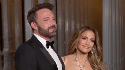 Jennifer Lopez And Ben Affleck Spotted ‘Holding Hands And Kissing’ Weeks After She Filed For Divorce