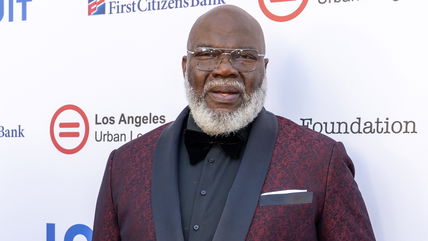 Bishop T.D. Jakes declares himself ‘back’ after ‘life-threatening calamity’: ‘You’re looking at a miracle’