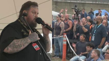 Ex-Con Jelly Roll Channels His Inner Johnny Cash With Performance At Oregon State Prison – ‘Just Trying To Spread Love’