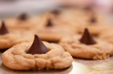 Peanut Butter Blossom Cookies