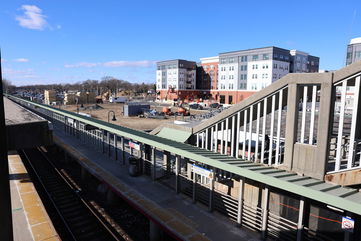 Hochul pledges $150 million to help move MacArthur terminal to LIRR station