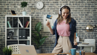 The Best Finance Podcasts to Boost Your Financial Knowledge