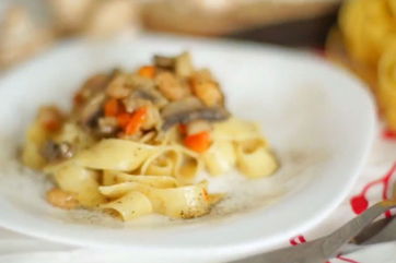 Quick and Easy Shrimp and Mushroom Pasta