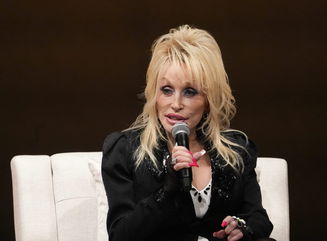 Dolly Parton Announces Open Casting Call For Actress To Play Her In Broadway Musical – ‘This Might Be Your Big Moment’