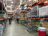 What Are Wholesale Clubs? Discovering What Makes Costco Different