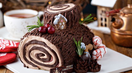 Traditional Yule Log Cake Recipe: An Indulgent Christmas Favorite