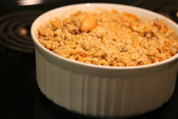 Easy Apple Crumble Recipe That Everyone Will Love