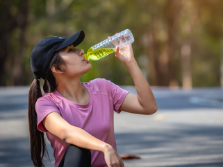 Are Electrolyte Drinks a Safe Option When You’re Bored with Plain Water?