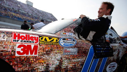 65-Year-Old Mike Wallace Entering NASCAR’s Daytona 500