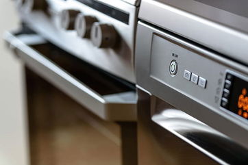 6 Steps to Deep Clean Your Oven This Festive Season